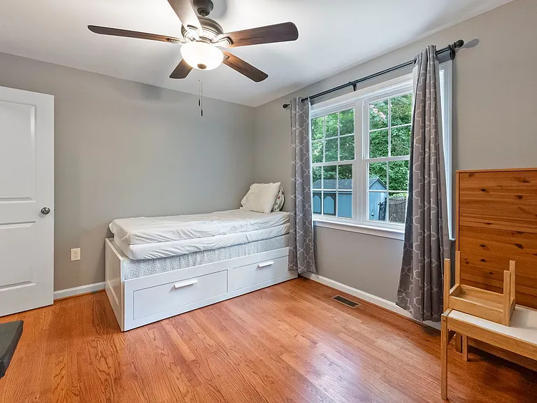 1225 S Buchanan St — Photo 16