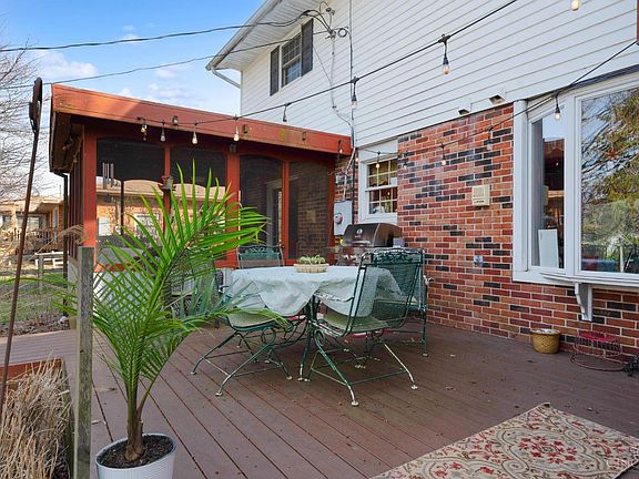 5th image of 345 Virginia Cir