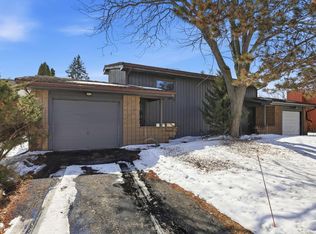 957 Beta Dr, Neenah, WI 54956