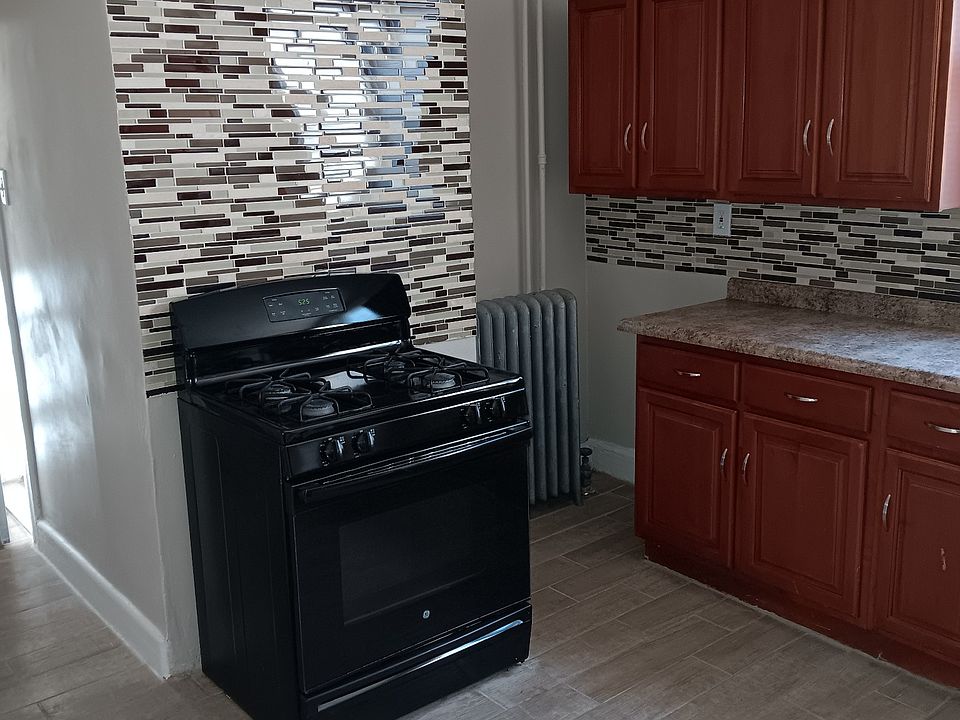 1st image of 145-147 Stuyvesant Ave #1B