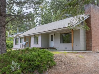 11681 Twin Lakes Rd, Bridgeport, CA, 93517