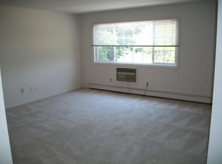 112 Twin Oaks Dr #106, Joliet, IL 60431