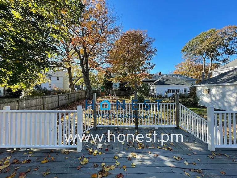 12 Hunt St #1 — Photo 31