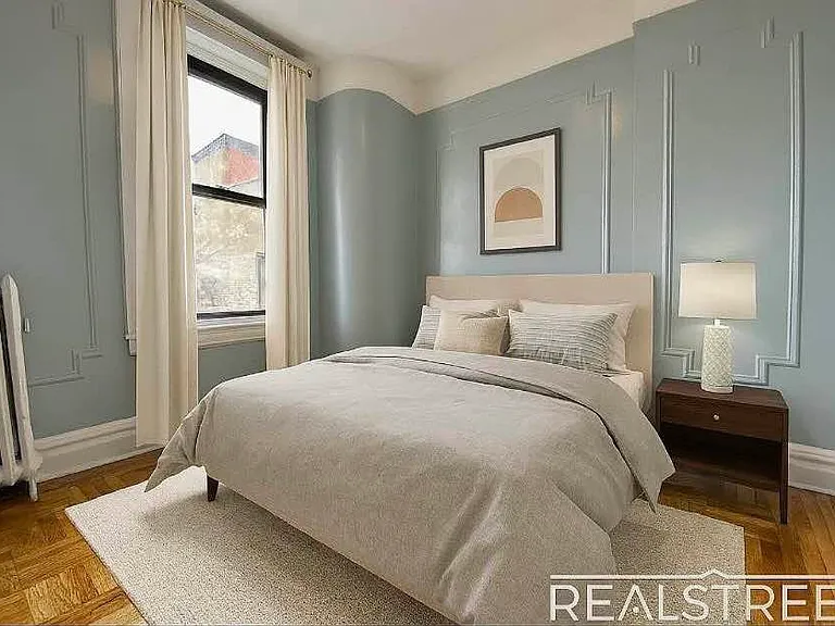 312 S 3rd St #13 — Photo 2