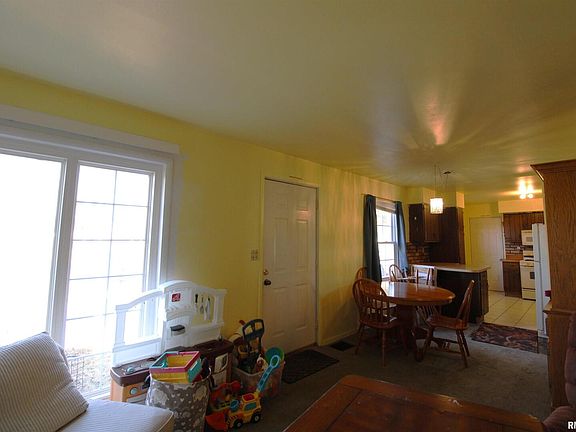3rd image of 1335 S Lincoln Blvd