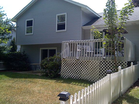 3rd image of 1751 Plateau Dr SW