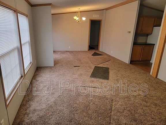 3rd image of 1612 Highway 25/70 W
