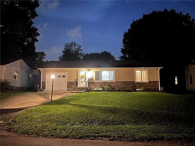 1st image of 3110 S 46th St