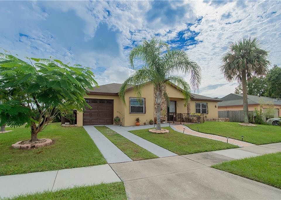 1st image of 703 California Woods Cir
