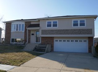7814 Dalewood Pkwy, Woodridge, IL