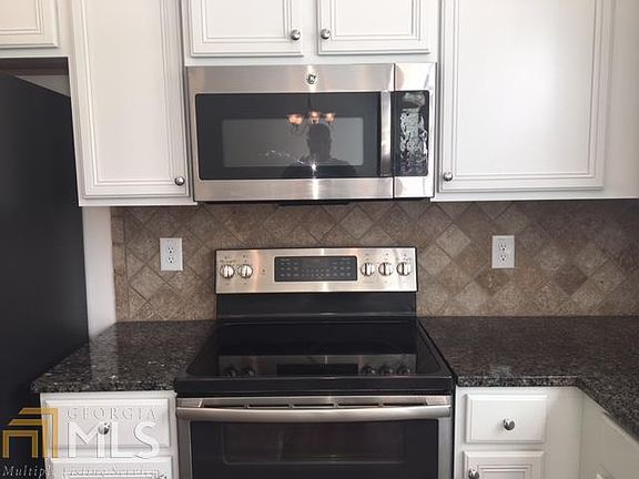 4th image of 3122 Spicy Cedar Ln