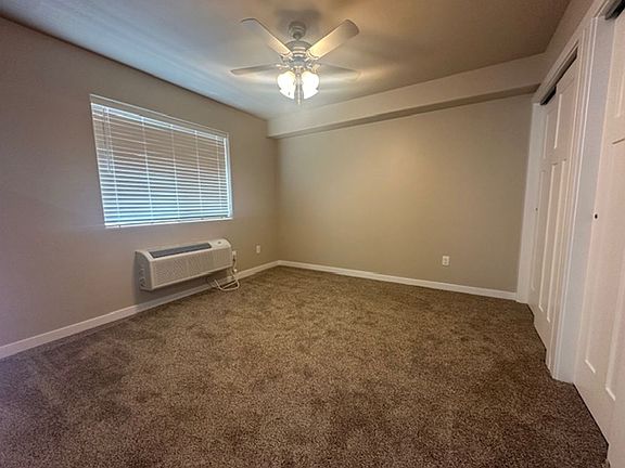 3rd image of 1521 Aryn Ln #101