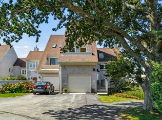 15 Hammersmith Rd UNIT 8, Newport, RI 02840