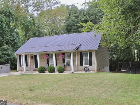 120 Sunny Ln, Commerce, GA 30529