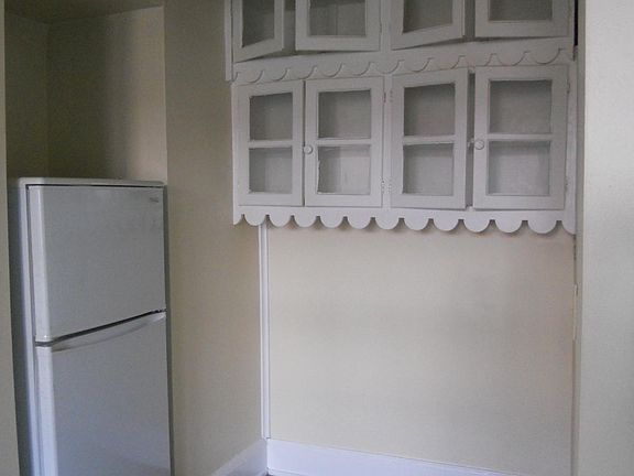 4th image of 197 North St APT D8