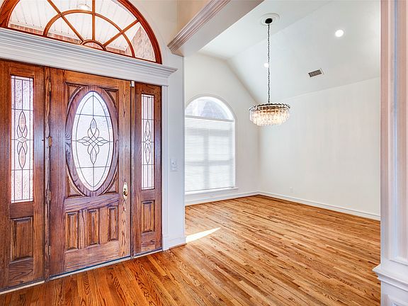 4th image of 1180 Emerald Sound Blvd