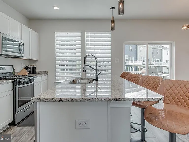 1231 Apollo Dr — Photo 13
