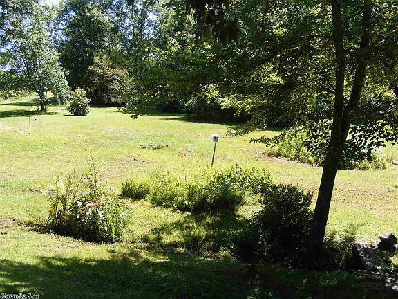3rd image of 620 N Briarwood Dr