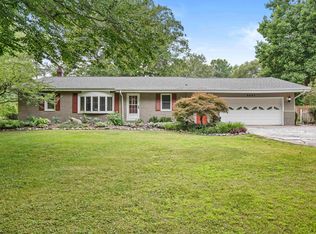 2401 Bartz Rd, Valparaiso, IN 46383