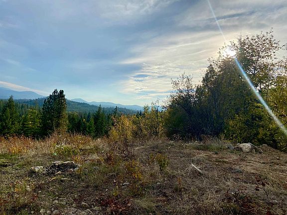 4th image of 896 Rocky Mountain Rd