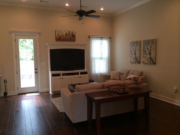 4th image of 142 Oxford Creek Dr