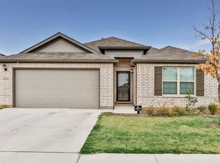 8713 Rock Hibiscus Dr, Fort Worth, TX 76131