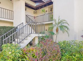 700 Starkey Rd APT 411, Largo, FL 33771