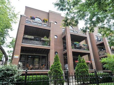 4543 N Malden St APT 2N, Chicago, IL, 60640