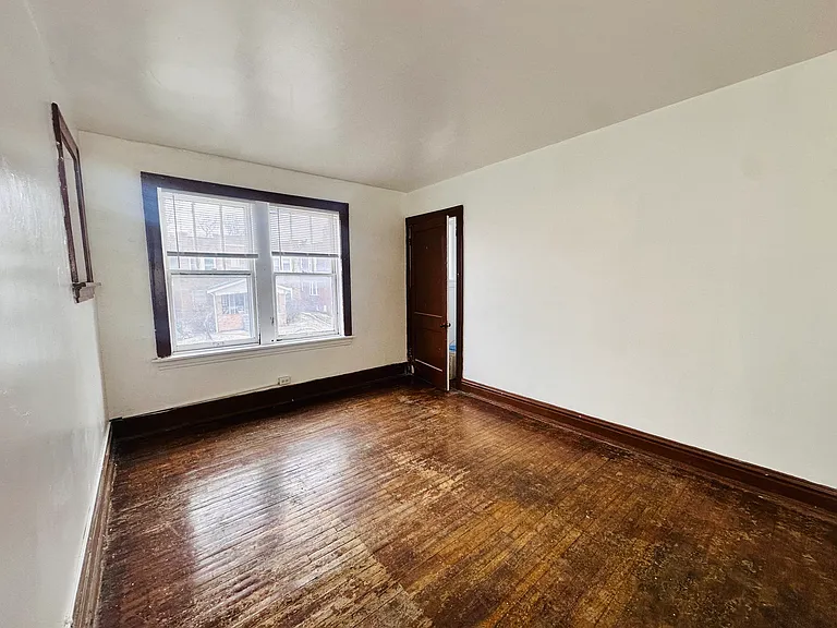 3719-3721 Winnebago St #3719 — Photo 6