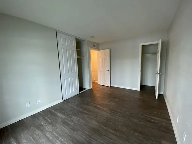 Pacific Palms Apartment Homes — Photo 31