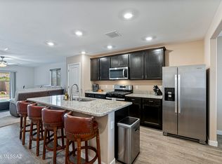 35114 S Iron Jaw Dr, Red Rock, AZ 85145