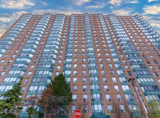 135 Hillcrest Ave #1915, Mississauga, ON L5B 4B1