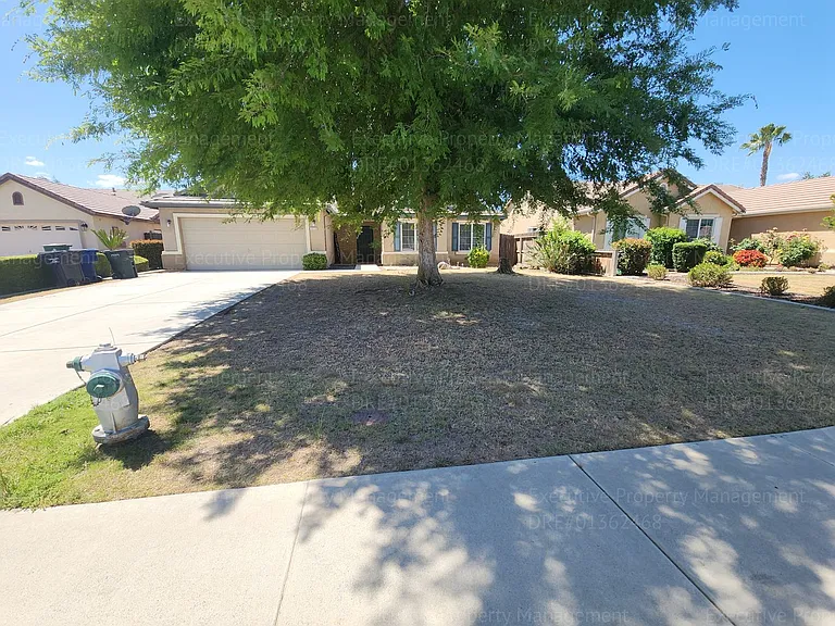 12115 Verdelho Ave — Photo 1