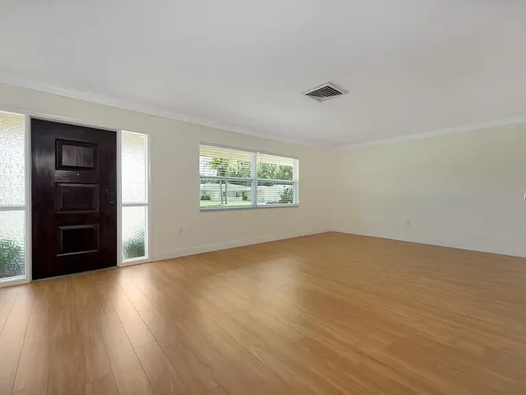 3379 Bougainvillea St — Photo 5