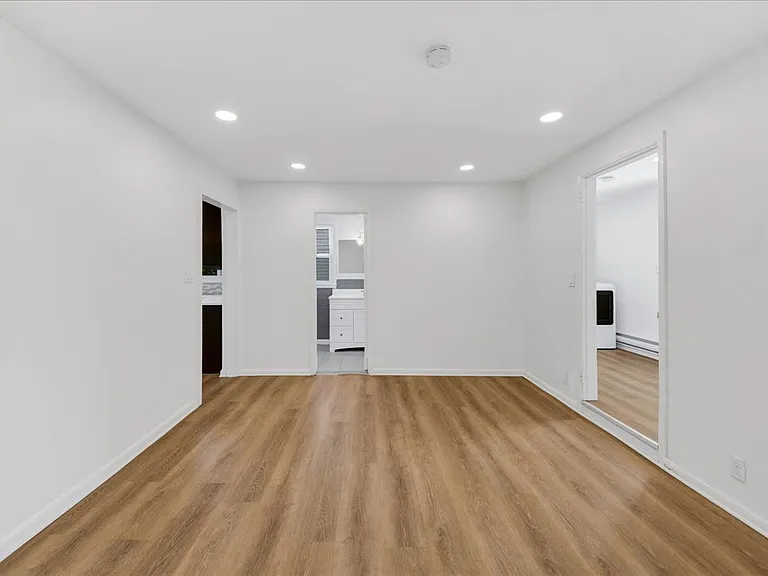 128 2nd Ave — Photo 13