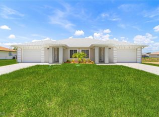 903 Albany Ave, Lehigh Acres, FL 33971