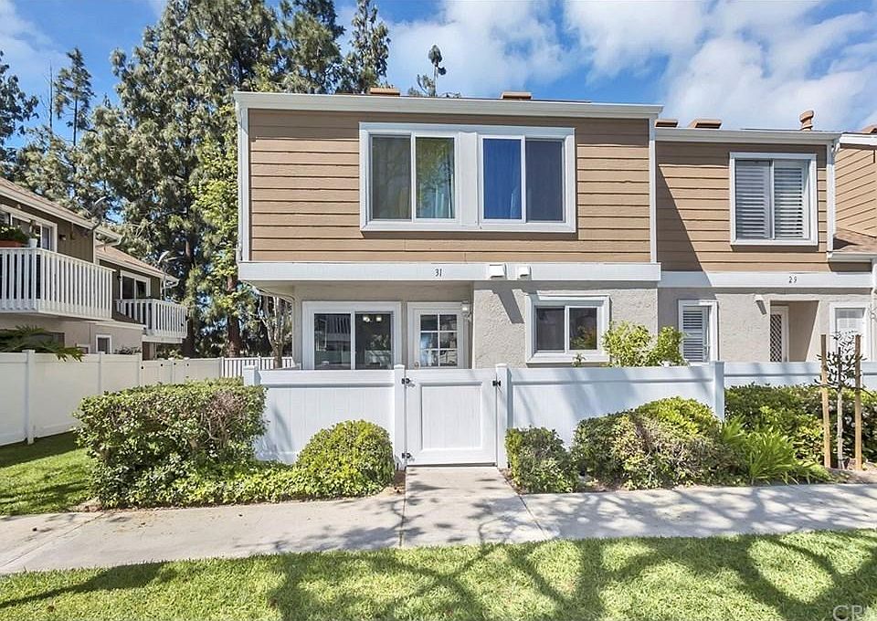 1st image of 31 Abbeywood Ln
