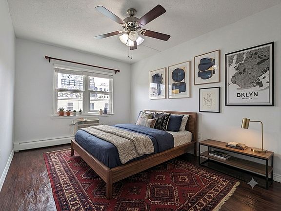 3rd image of 1022 Willoughby Ave #2