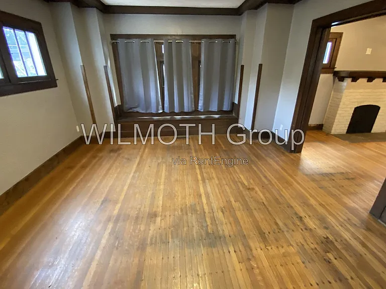 3047 N College Ave — Photo 7