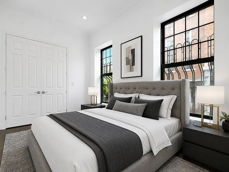 326 E 4th St #3B — Photo 2