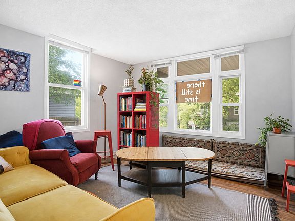 4th image of 3129 Clinton Ave