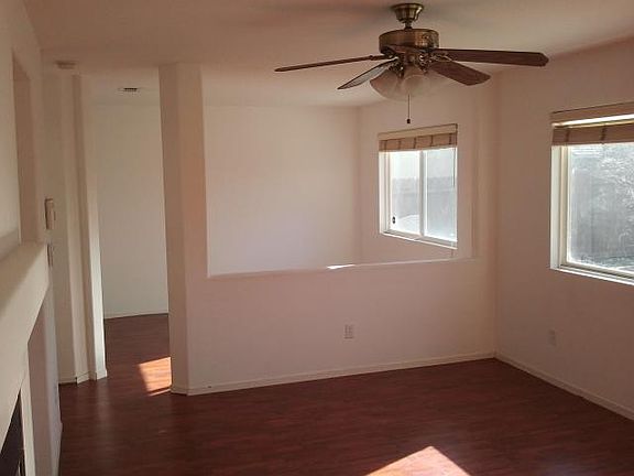 4th image of 2704 Maybrook Dr