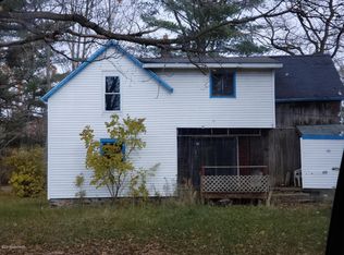 18987 11 Mile Rd, Stanwood, MI 49346