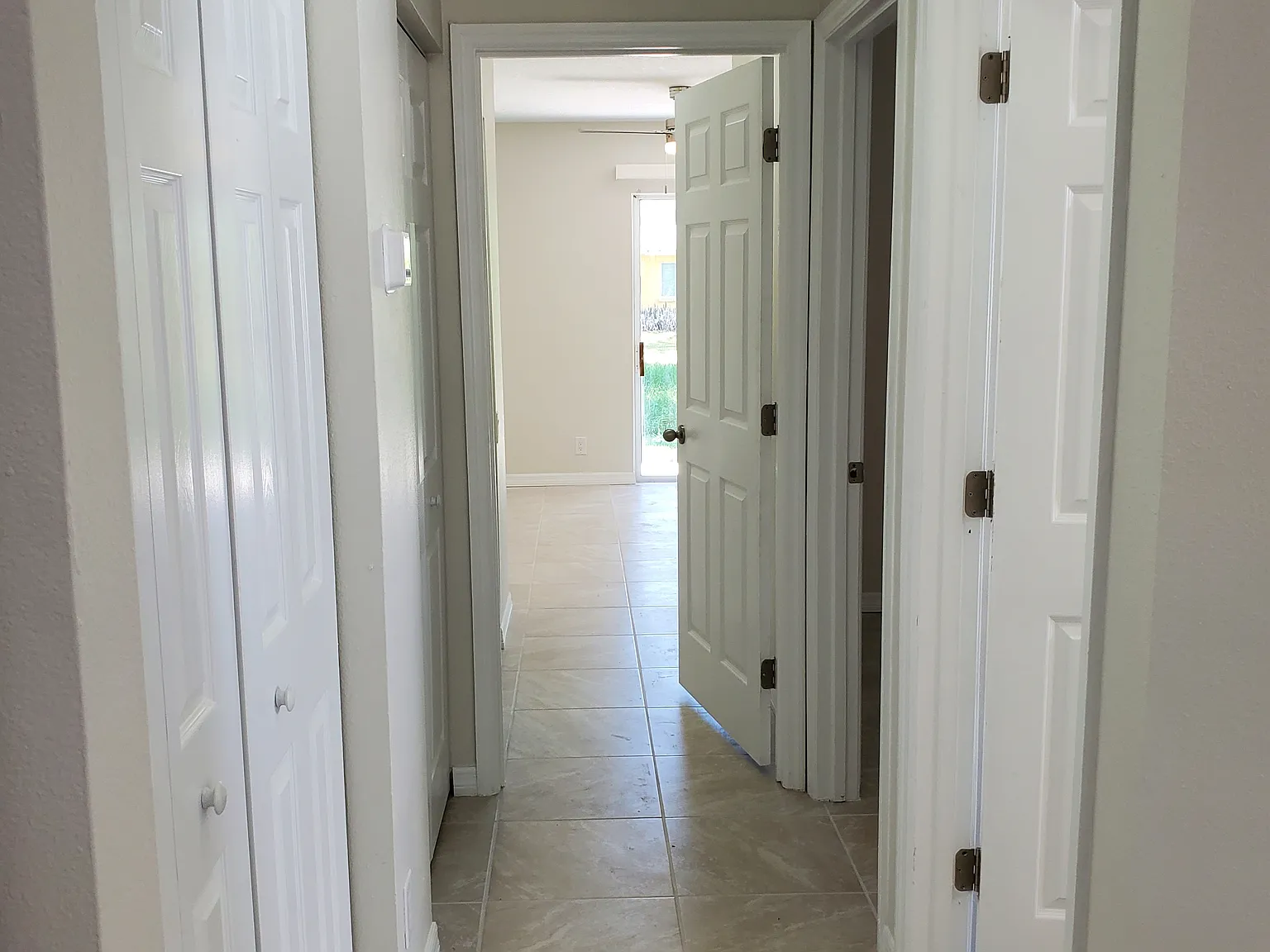 2 bed, 1200 sqft, $1,950 — Photo 4