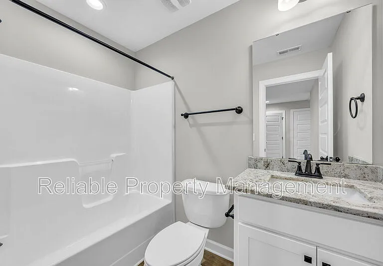 501 B H Parrish Rd — Photo 8