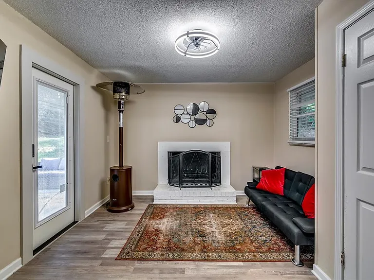 3482 Scenic Dr — Photo 11