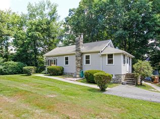 33 Lawrence Dr, Patterson, NY 12563