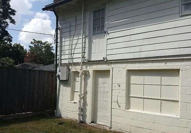 1st image of 804 W Avenue E