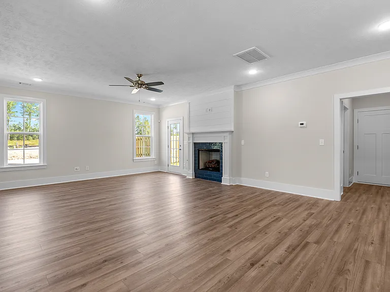 721 Ronaldsay Rd — Photo 10