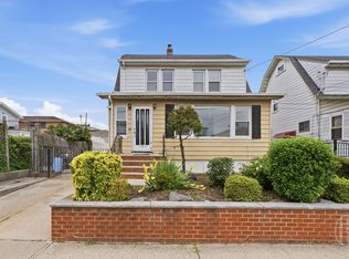 136-11 62nd Ave #1, Flushing, NY 11367